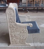 כסאות בית כנסת-דגם מחשוף הלבן